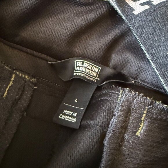 Alaskan HardGear by Duluth Trading Co. Men’s Overalls, Green & Black, Large - Picture 7 of 9